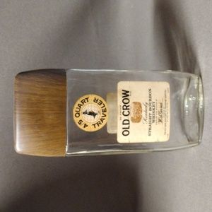 OLD CROW 4/5 Quart Traveler vintage bottle